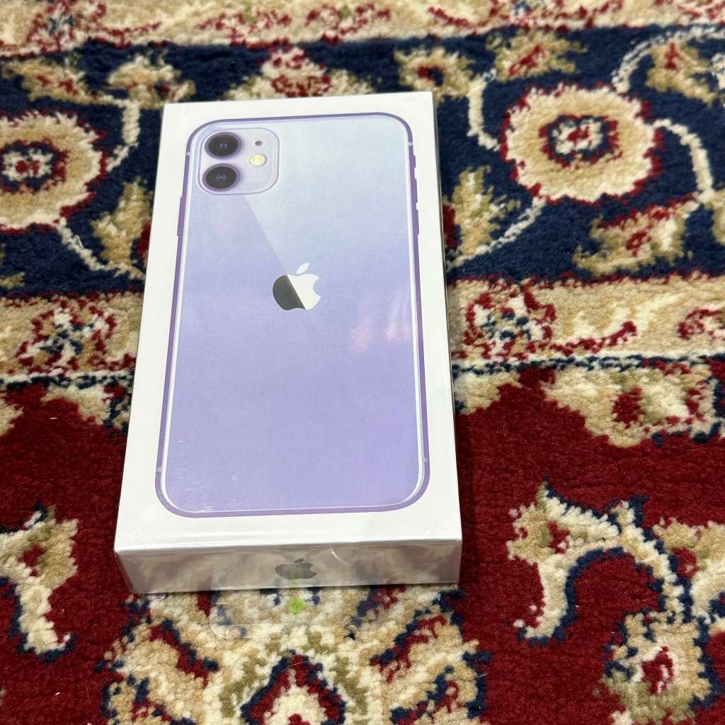 iPhone 11 64GB Sealed