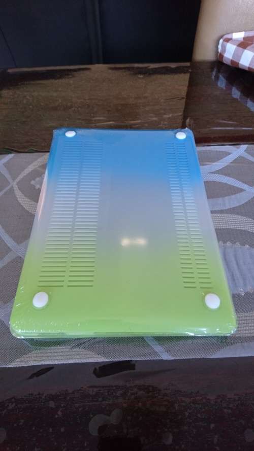 MACBOOK PRO AND AIR 13, PRE RETINA(2012 AND BELOW) - HARD COVER - BEAUTIFUL