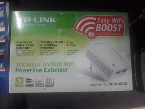 BRAND NEW OPEN BOX - TP-LINK EASY WIFI BOOST, POWERLINE EXTENDER