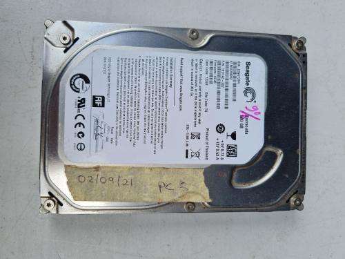 BULK LOT OF HARD DRIVES - TOTAL OF 4 HARD DRIVES - READ DESCRİPTİON