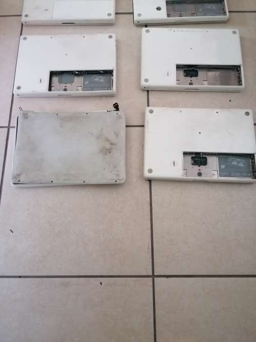 BULK LOT OF NON WORKING APPLE MACBOOKS, LOT OF 7 UNITS IN TOTAL (PLEASE READ)