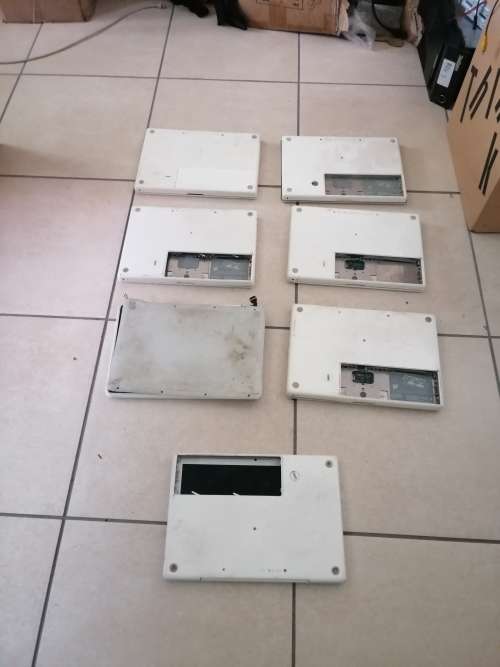 BULK LOT OF NON WORKING APPLE MACBOOKS, LOT OF 7 UNITS IN TOTAL (PLEASE READ)