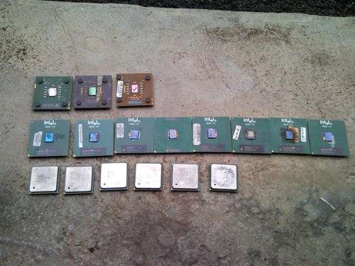 A BUNCH OF PROCCESSORS (17 IN TOTAL)