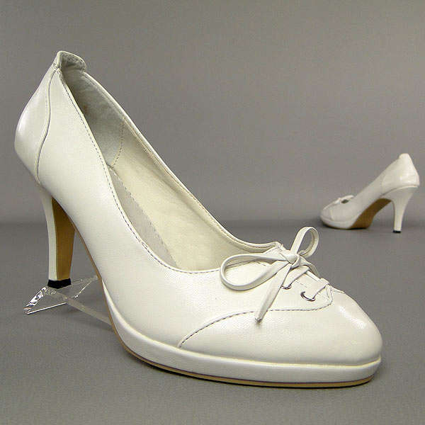 SIZE: 7  Shoes - New (218)