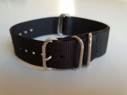 22mm Nato Watch Strap 5-Ring Black