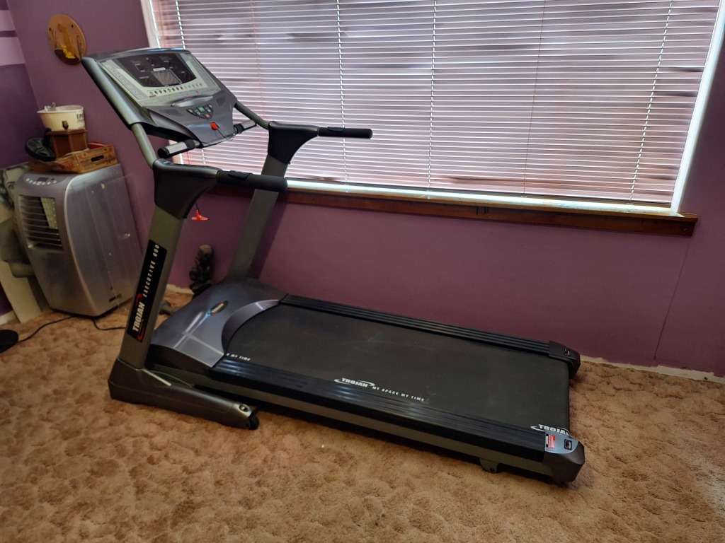 Trojan Executive 600 Treadmill