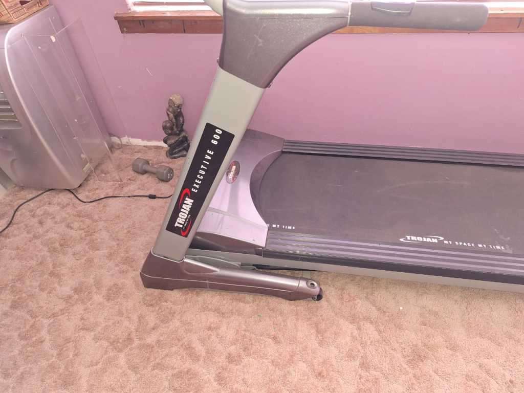 Trojan Executive 600 Treadmill