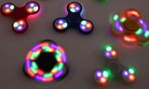 **FIDGET SPINNER** LED-  Great stress reliever!