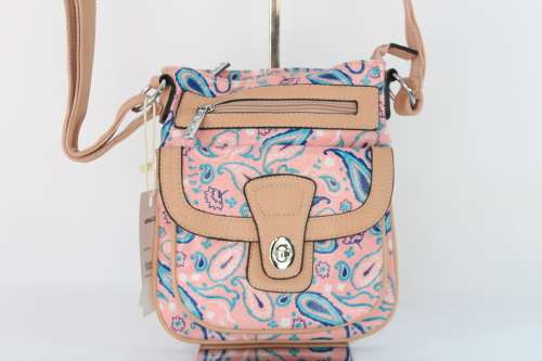 High Quality **VIVACE**-Classic ladies BLush Shoulder Bag- Gorgeous and spacious!