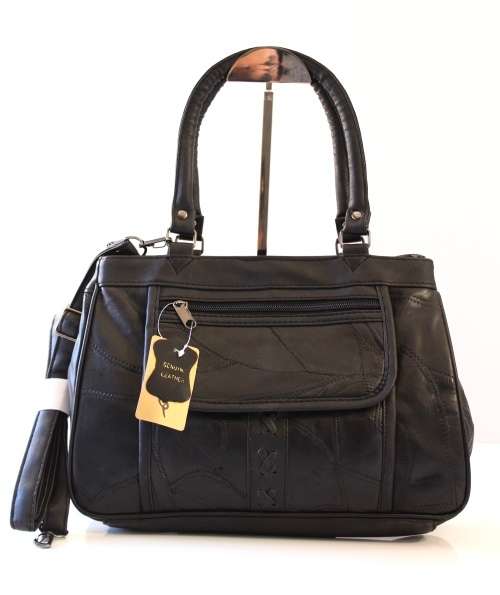 LADIES GENIUNE LEATHER HAND BAG IN  A  BLACK. SIMPLY GORGEOUS!!l