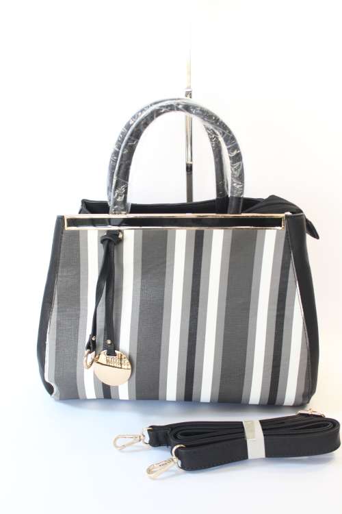 **new arrival**High quality Stylish Designer  Ladies HandBag   - Latest trends