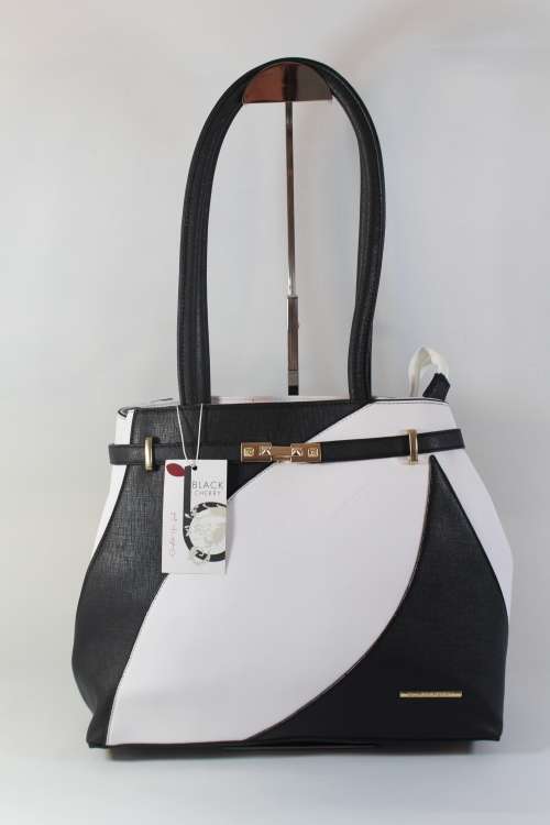 BLACKCHERRY- Gorgeous designer bag- Wear the QUALITY brand everyone recognises!