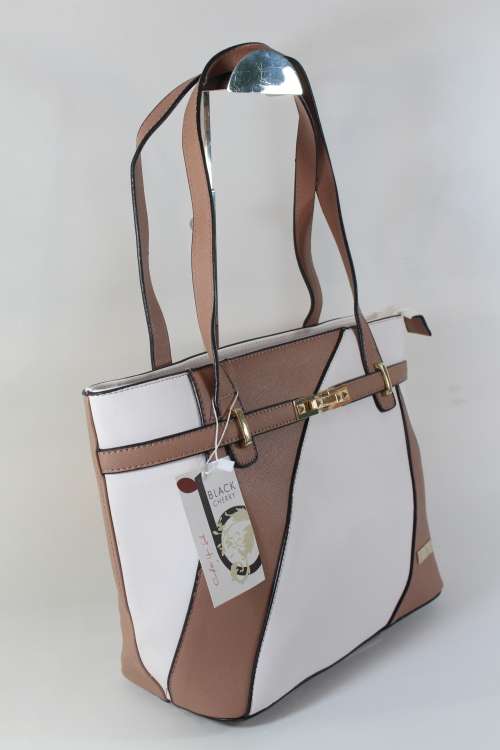 BLACKCHERRY- Gorgeous designer bag- Wear the QUALITY brand everyone recognises!