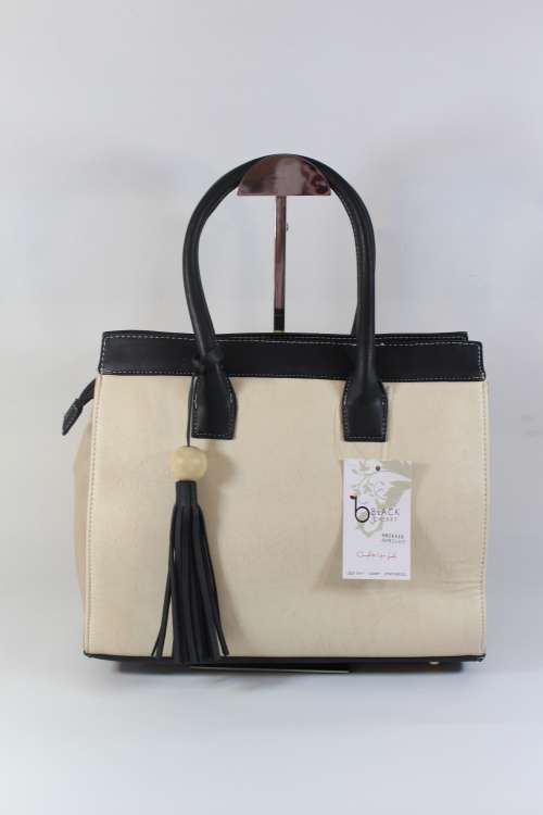 BLACKCHERRY- Gorgeous designer bag- High Quality stunning Handbag