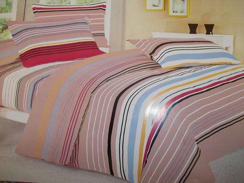 LOVELY 6 PIECE DUVET COVER SET- QUEEN-.Brings the comfort and style to your bed!