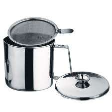 **NEW** STAINLESS STEEL OIL POT WITH STAINER, A must have for any kitchen!