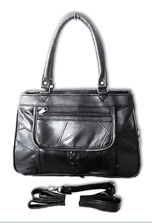 LADIES GENIUNE LEATHER HAND BAG IN  A  BLACK . SIMPLY GORGEOUS!!