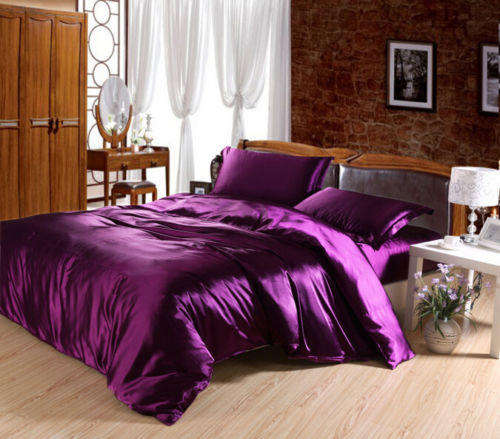 *LOVELY SATIN EMBELLISHED DUVET COVER SET,DOUBLE in Cherise.Brings comfort and style to your bed!-