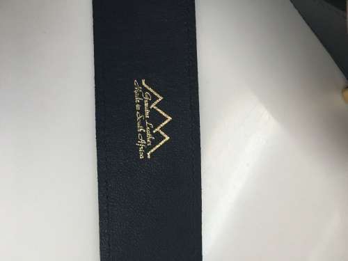 Beautiful Navy GENUINE leather belt with gold detailing - 90cm (to centre hole)