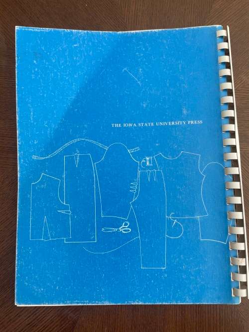 Pattern making book - Unit method of clothing construction WOMEN`S AND MEN`S WEAR