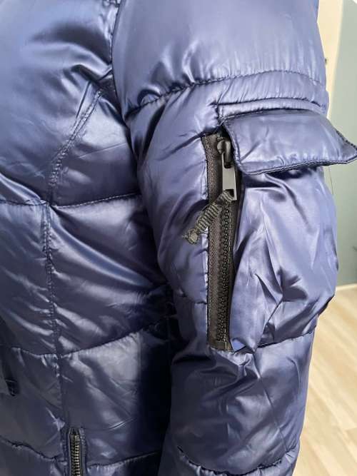 Navy puffer jacket - size 10