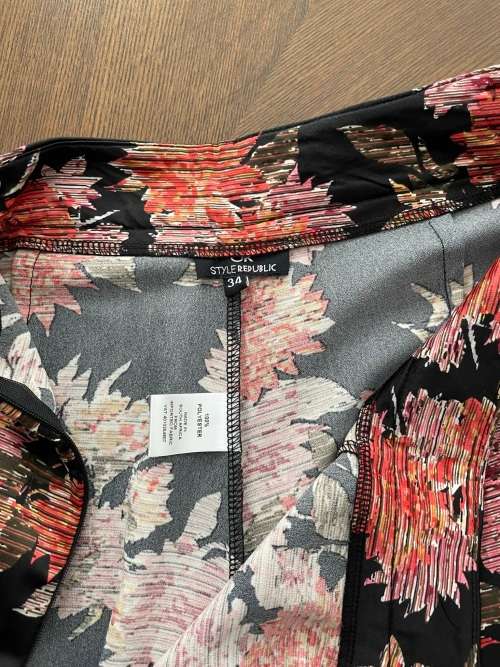 Beautiful High-waisted, wide leg floral brocade trousers - size 10