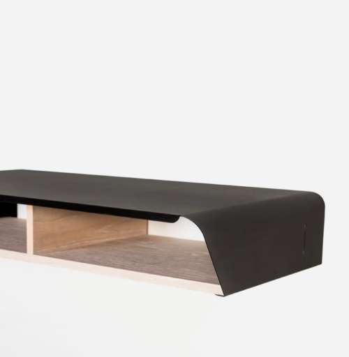 Wall mounted desk
