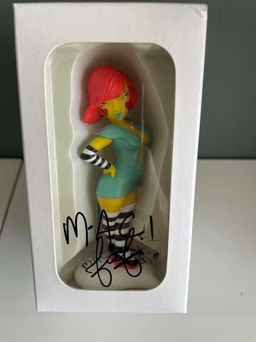 Limited edition M.A.C. x fafi doll