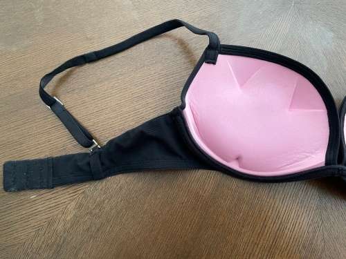 Black pushup WonderBra - 34B