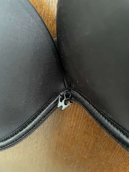 Black pushup WonderBra - 34B