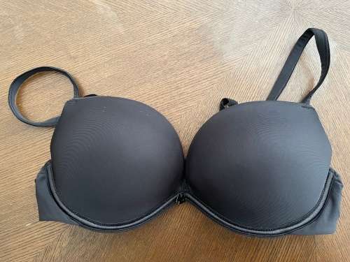 Black pushup WonderBra - 34B