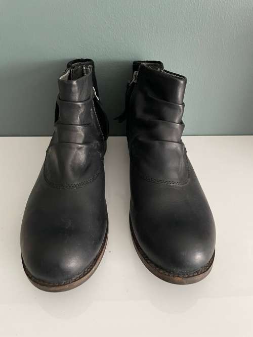 CAT ankle boots - SIZE 7
