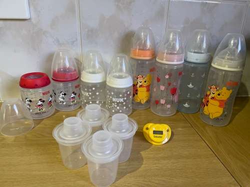 Nuk bottle bundle - 4 small 4large 4 formula keepers + thermometer pacifier