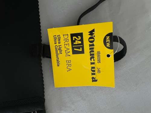 x2 Wonder Bras - Black and Nude 34B