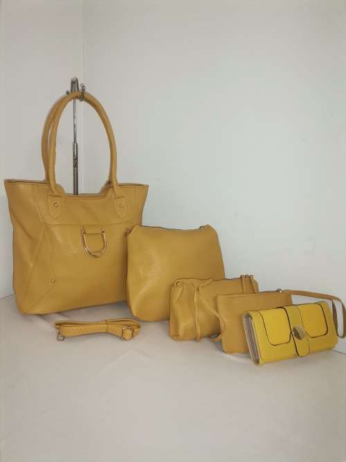 NEW STUNNING 5PC HANDBAG SET (YELLOW)
