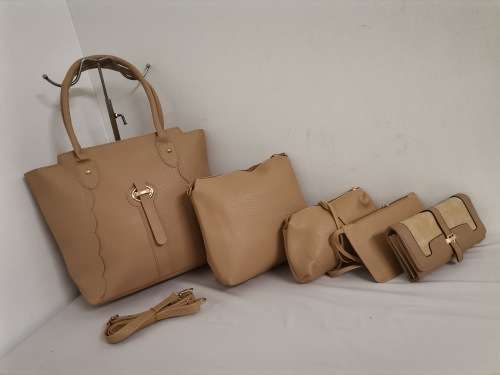NEW STUNNING 5PC HANDBAG SET CREAM