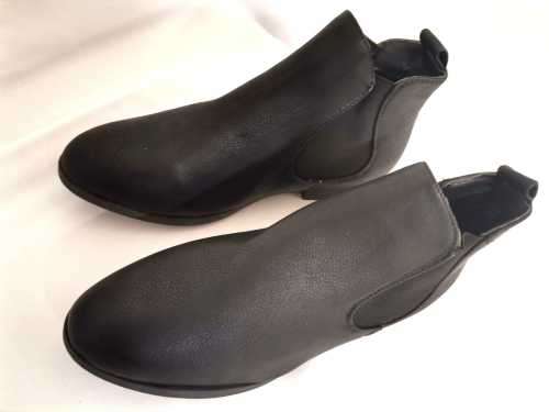 Ladies adorned ankle boots 2 size 5