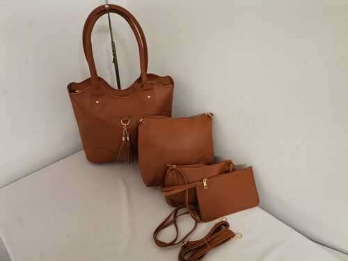 NEW STUNNING 4 PIECES HANDBAG SET BROWN