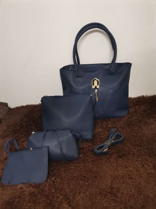Ladies stunning 4pc handbags blue