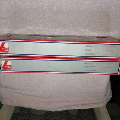 Lima Amtrak Passenger Coaches - Boxed