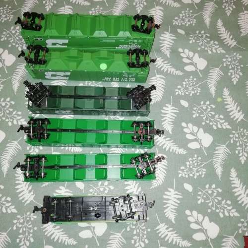 Burlington Northern Hoppers and Caboose Lot