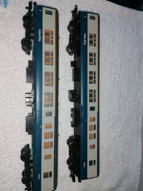 LIMA coaches x 2 (OO)