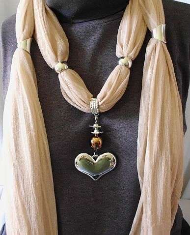 STUNNING  BEIGE SCARF WITH HEART PENDANT