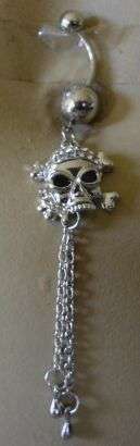 SKULL WITH CHAIN  BELLYRING