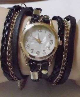 STUNNING LADIES BELT WATCH