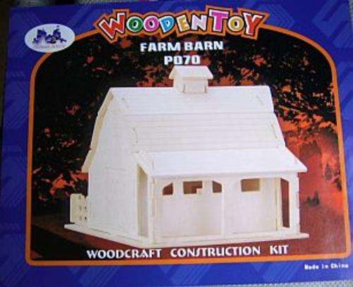 3D - FARM BARN WOOD CONSTRUCTION KIT (a pack of  animals supplied)