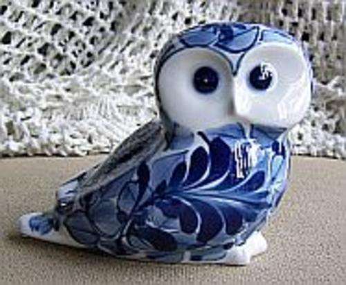 UNUSUAL BLUE OWL ORNAMENT