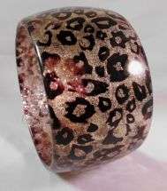 BROAD ANIMAL PRINT BANGLE