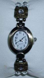 LADIES OVAL QUARTZ WATCH