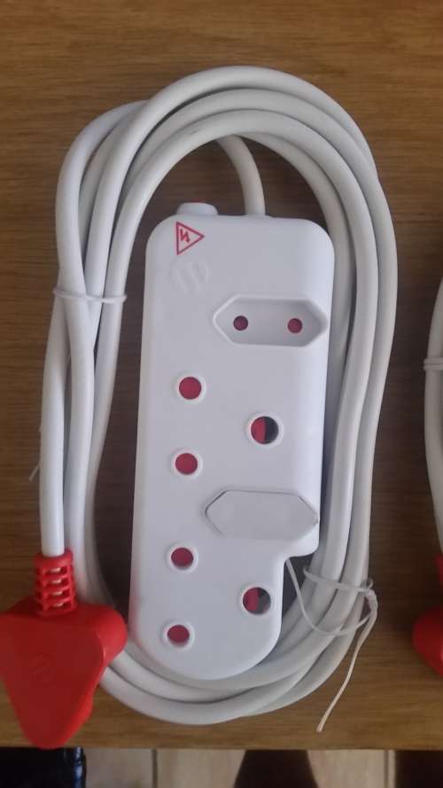 Ellies 3m Surge Protected Extension Cord With Side By Side Coupler ****BUY 1 GET 1 FREE SPECIAL***